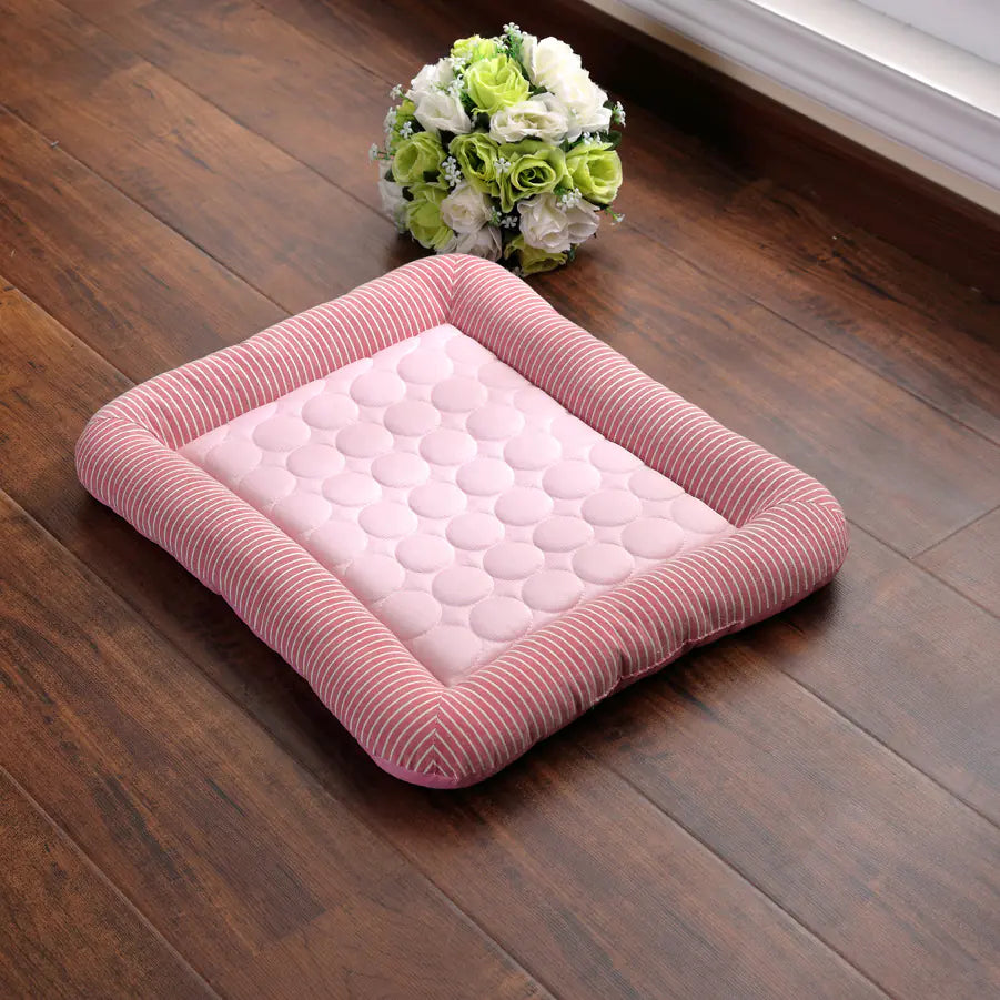Dog Cooling Mat - Machine Washable Summer Sleeping Pad